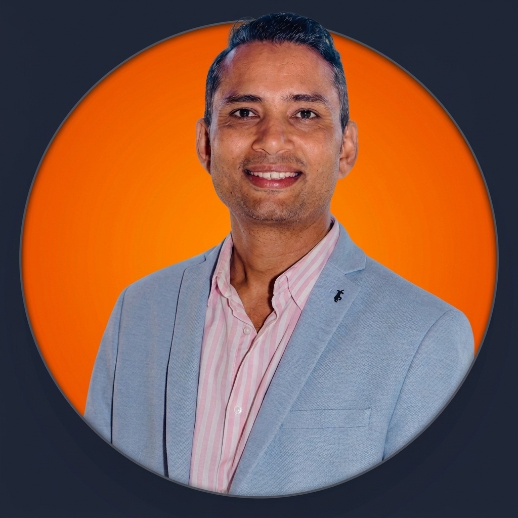 Headshot of Urvesh Vibhakar